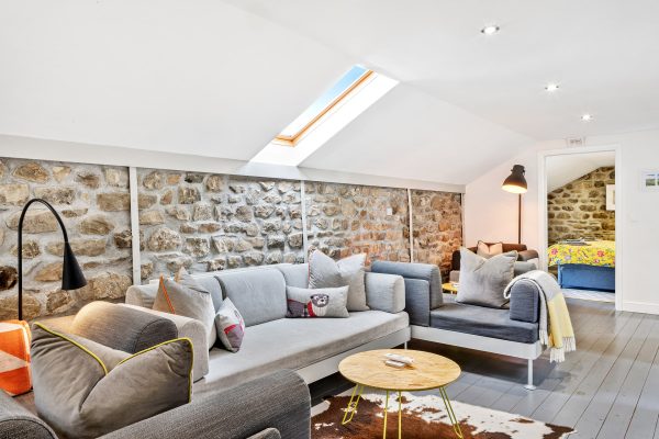 Charlotte-Gale-Yorkshire-Stays-Hawks-Barn-5984-Web