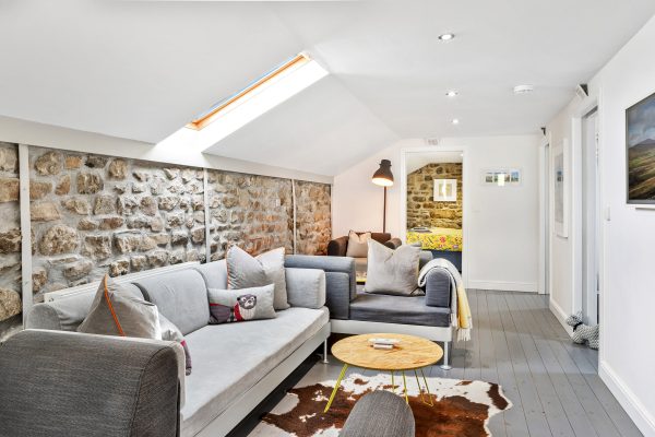 Charlotte-Gale-Yorkshire-Stays-Hawks-Barn-5987-Web