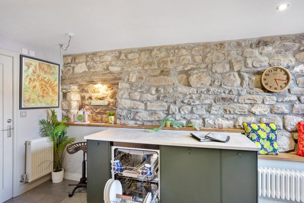 Charlotte-Gale-Yorkshire-Stays-Hawks-Barn-6054-Web